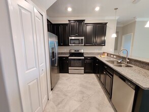 1379 White Fox Run in Lutz, FL - Building Photo - Building Photo