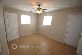 1465 E Jarvis Ave in Mesa, AZ - Foto de edificio - Building Photo