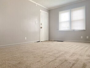 2434 Himebaugh Ave in Omaha, NE - Building Photo - Building Photo