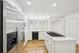 4016 Willow Ridge Dr in Dallas, TX - Building Photo - Building Photo