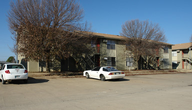 Alder View Apartments in Glenpool, OK - Building Photo - Building Photo