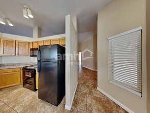 10936 W Ruth Ave in Peoria, AZ - Building Photo - Building Photo