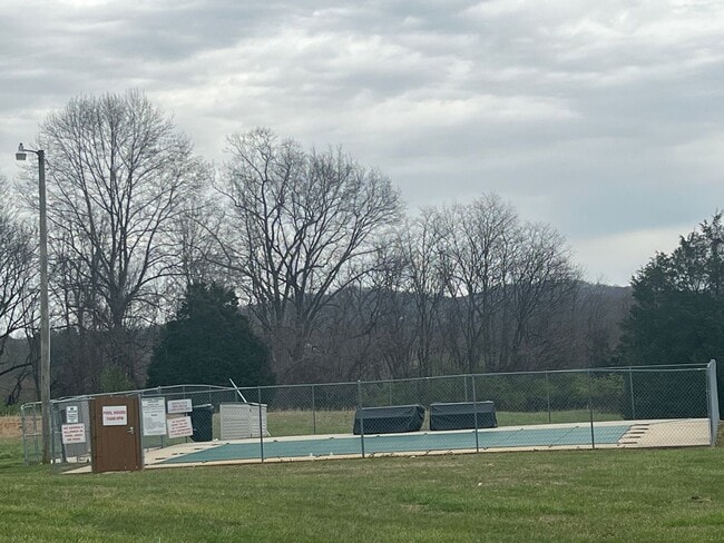 property at 150 Oakcrest Cir