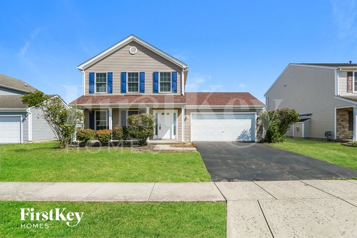 142 Dowler Dr in South Bloomfield, OH - Building Photo