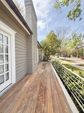 1401 Branard St in Houston, TX - Building Photo - Building Photo