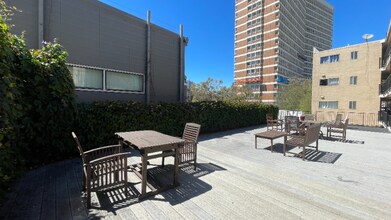 140 Montecito Ave in Oakland, CA - Building Photo - Building Photo