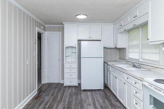 204 Rand Rd in Goldsboro, NC - Building Photo - Building Photo