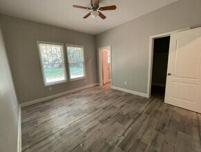 825 S 14th St in Silsbee, TX - Building Photo - Building Photo