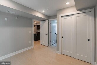 6604 Ridge Ave, Unit 210 in Philadelphia, PA - Building Photo - Building Photo