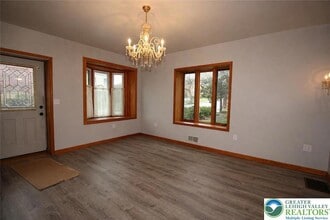 513 Cattell St in Easton, PA - Foto de edificio - Building Photo