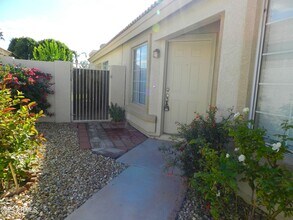 13191 W Alvarado Cir in Goodyear, AZ - Building Photo - Building Photo