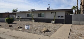 1100 N California St in Chandler, AZ - Building Photo