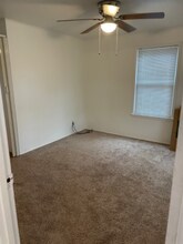 601 E Kay St in Kilgore, TX - Building Photo - Building Photo