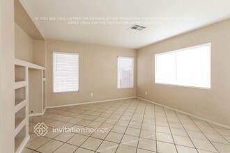 4423 Scarlet Sea Ave in North Las Vegas, NV - Foto de edificio - Building Photo