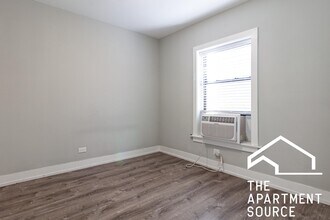 705 W Brompton Ave in Chicago, IL - Building Photo - Building Photo