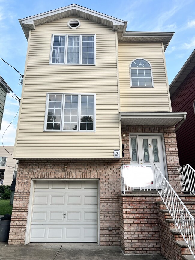 41 Cleveland Ave, Unit 1