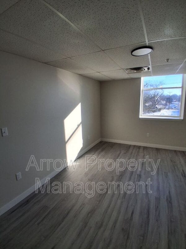 property at 731 E Crawford St