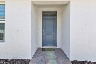 17639 Wild Iris Ln in Punta Gorda, FL - Foto de edificio - Building Photo