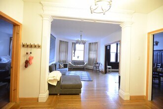 27 Gibbs St in Brookline, MA - Building Photo - Building Photo