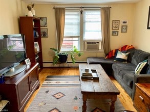 58 Aspinwall Ave-Unit -# 12 in Brookline, MA - Building Photo - Building Photo