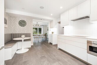 227 Griffen Ave in Scarsdale, NY - Building Photo - Building Photo