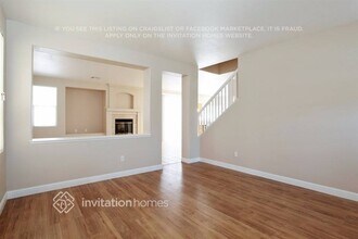 9428 Warm Waters Ave in Las Vegas, NV - Building Photo - Building Photo