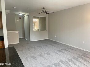 1920 E Bell Rd in Phoenix, AZ - Building Photo - Building Photo