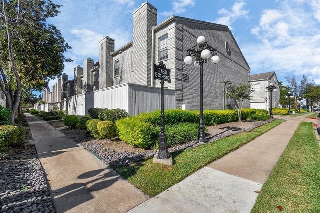 property at 3780 Tanglewilde St