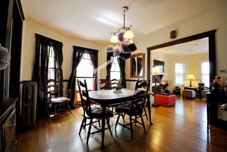 35 Matchett St, Unit 3 in Boston, MA - Foto de edificio - Building Photo