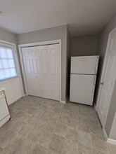 640 W 13th St in Newton, NC - Foto de edificio - Building Photo