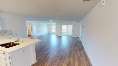 4232 SW Winslow St in Port St. Lucie, FL - Building Photo - Building Photo