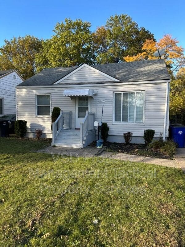 property at 12304 Kirton Ave