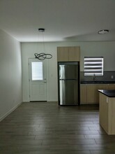 12509 N 40th St, Unit Apartment # 4 in Edinburg, TX - Foto de edificio - Building Photo