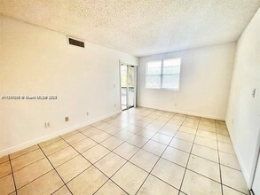 1257 SW 46th Ave in Pompano Beach, FL - Building Photo - Building Photo