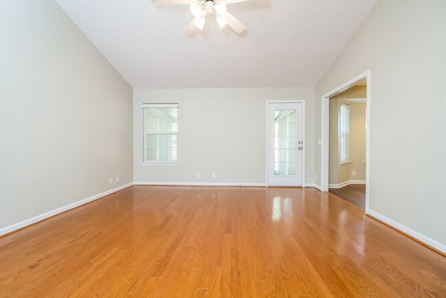 7113 S Hampton Blvd in Nashville, TN - Building Photo - Building Photo