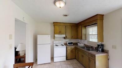 245 Crabapple Cir in Fayetteville, NC - Building Photo - Building Photo