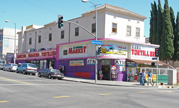 La Cumbre Market in Los Angeles, CA - Building Photo - Building Photo