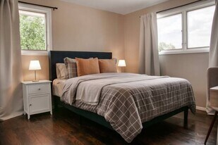 8239 Cherokee St in Denver, CO - Building Photo