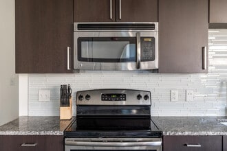 3110 Mt Vernon Ave in Alexandria, VA - Building Photo - Building Photo