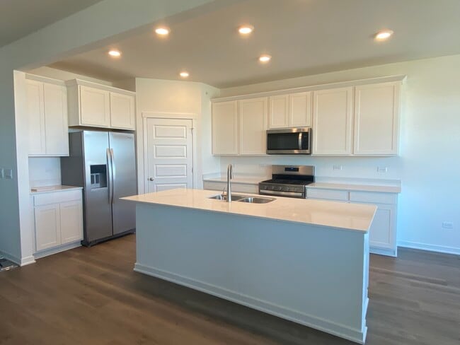 1264 Wildflower Ln in Bartlett, IL - Building Photo - Building Photo