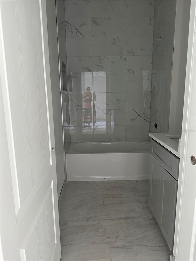 710 S Thacker Ave in Kissimmee, FL - Building Photo - Building Photo