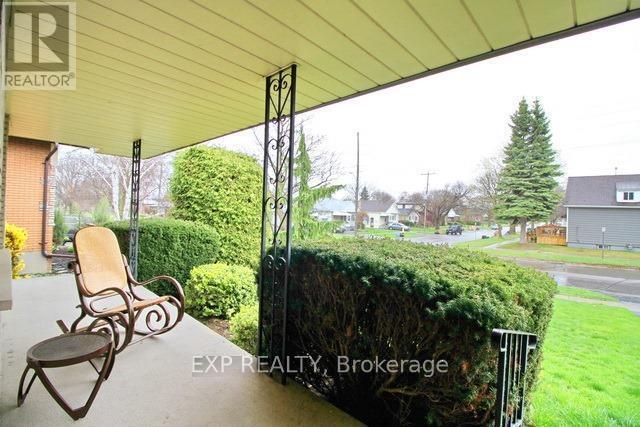 358 Adelaide Ave E in Oshawa, ON - Building Photo - Building Photo