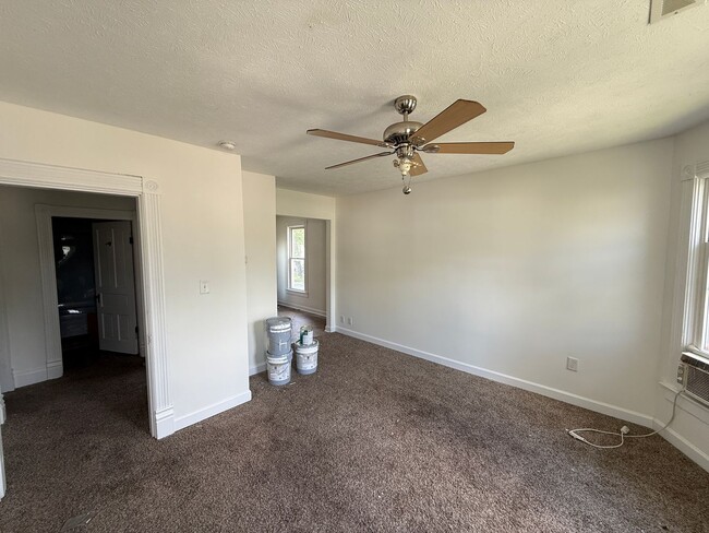 942 W Edwards St in Springfield, IL - Building Photo - Building Photo