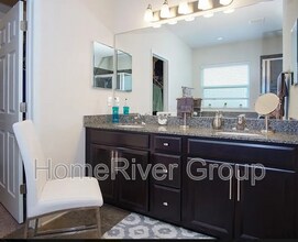 10411 Flagstaff Falls Ave in Riverview, FL - Building Photo - Building Photo