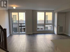 1206 Main St E in Milton, ON - Building Photo - Building Photo