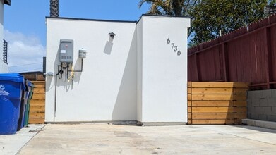 6736 Thomson Ct in San Diego, CA - Building Photo - Building Photo