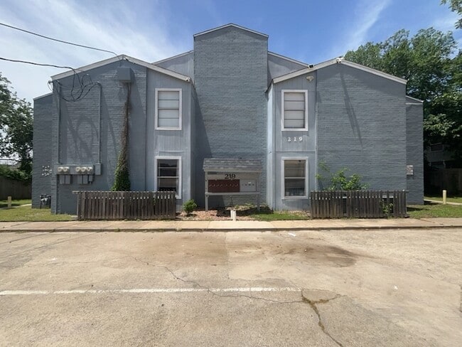 property at 219 Fry St
