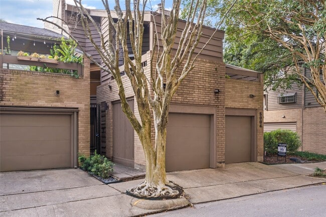 property at 5004 Bayard Ln