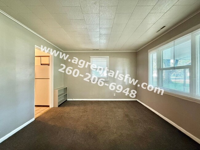 4715 Bowser Ave in Fort Wayne, IN - Building Photo - Building Photo