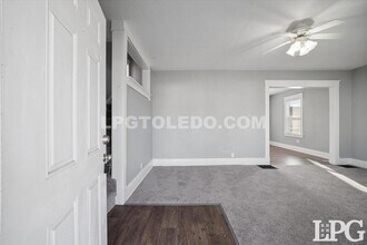 1012 Idaho St in Toledo, OH - Building Photo - Building Photo